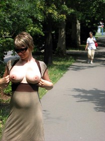 comatozze nude